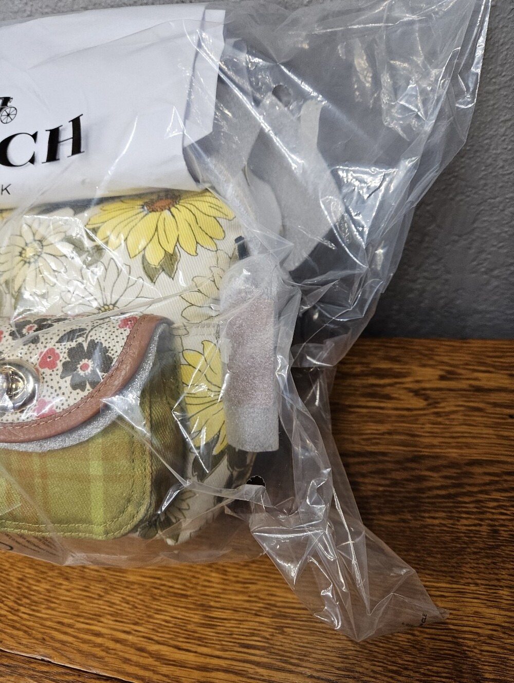 Coach Cargo Shoulder Bag With Floral Print - Picture 5 of 8